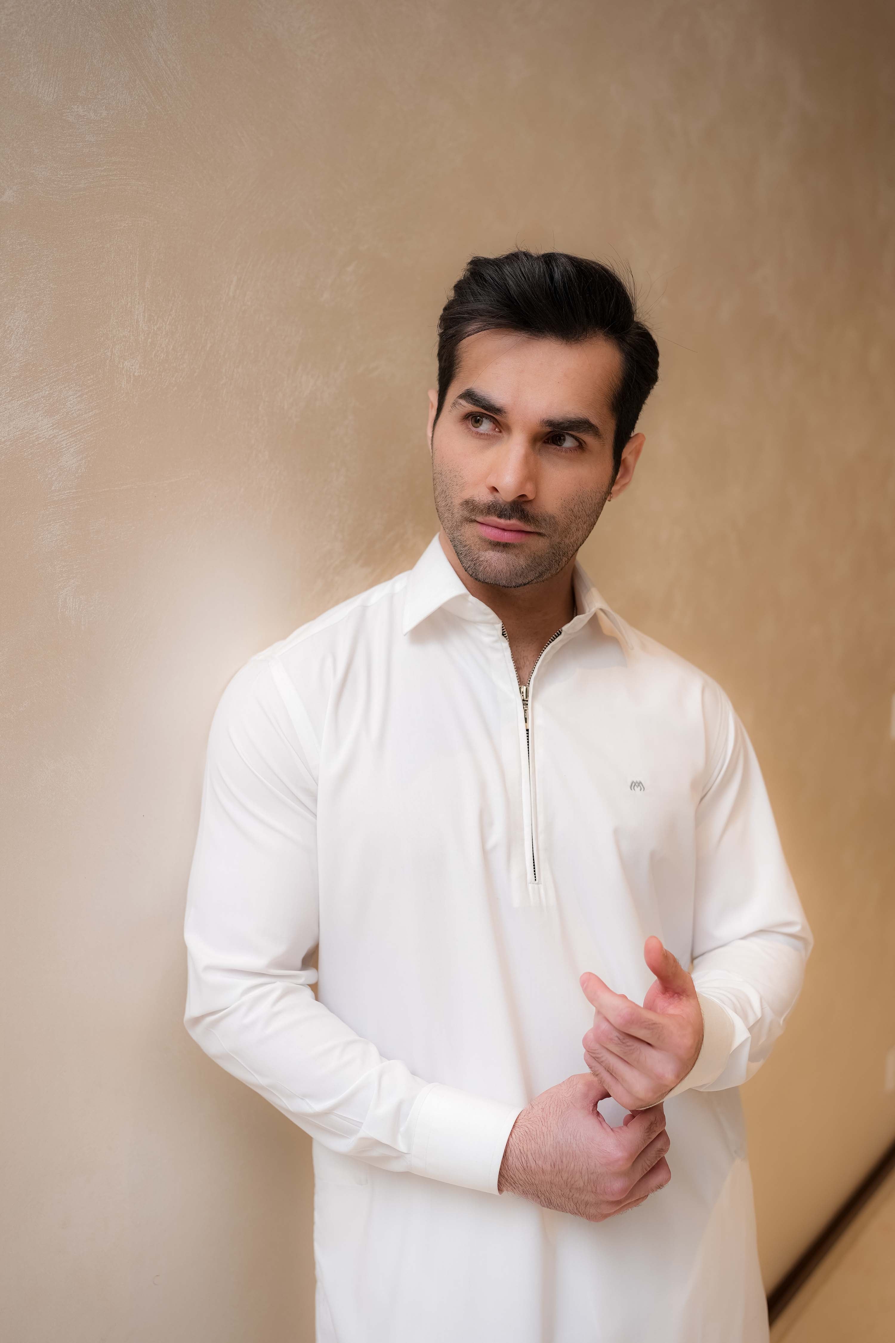 White Zipper Kurta Pyjama