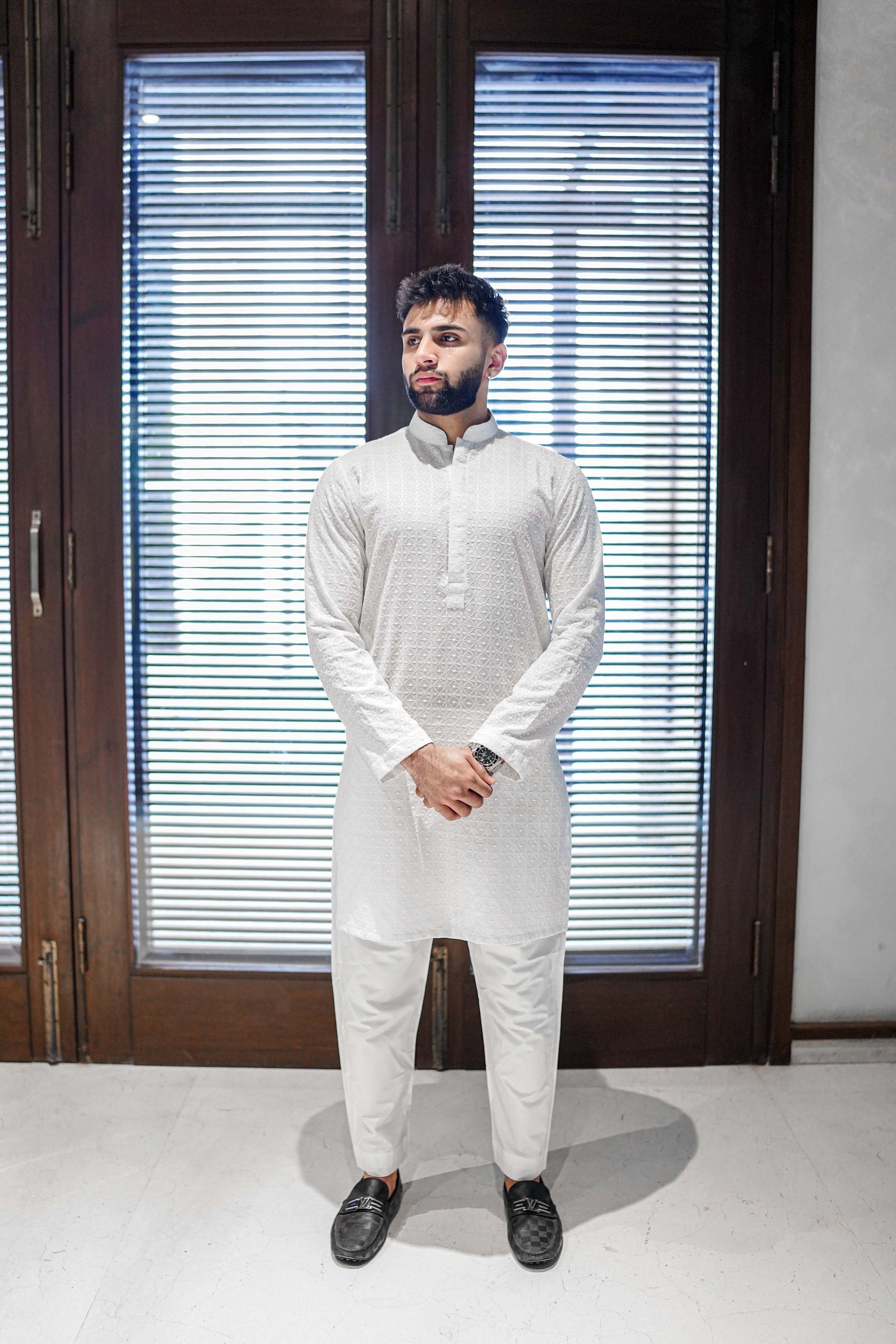 White Chicken Kari - Kurta Pyjama