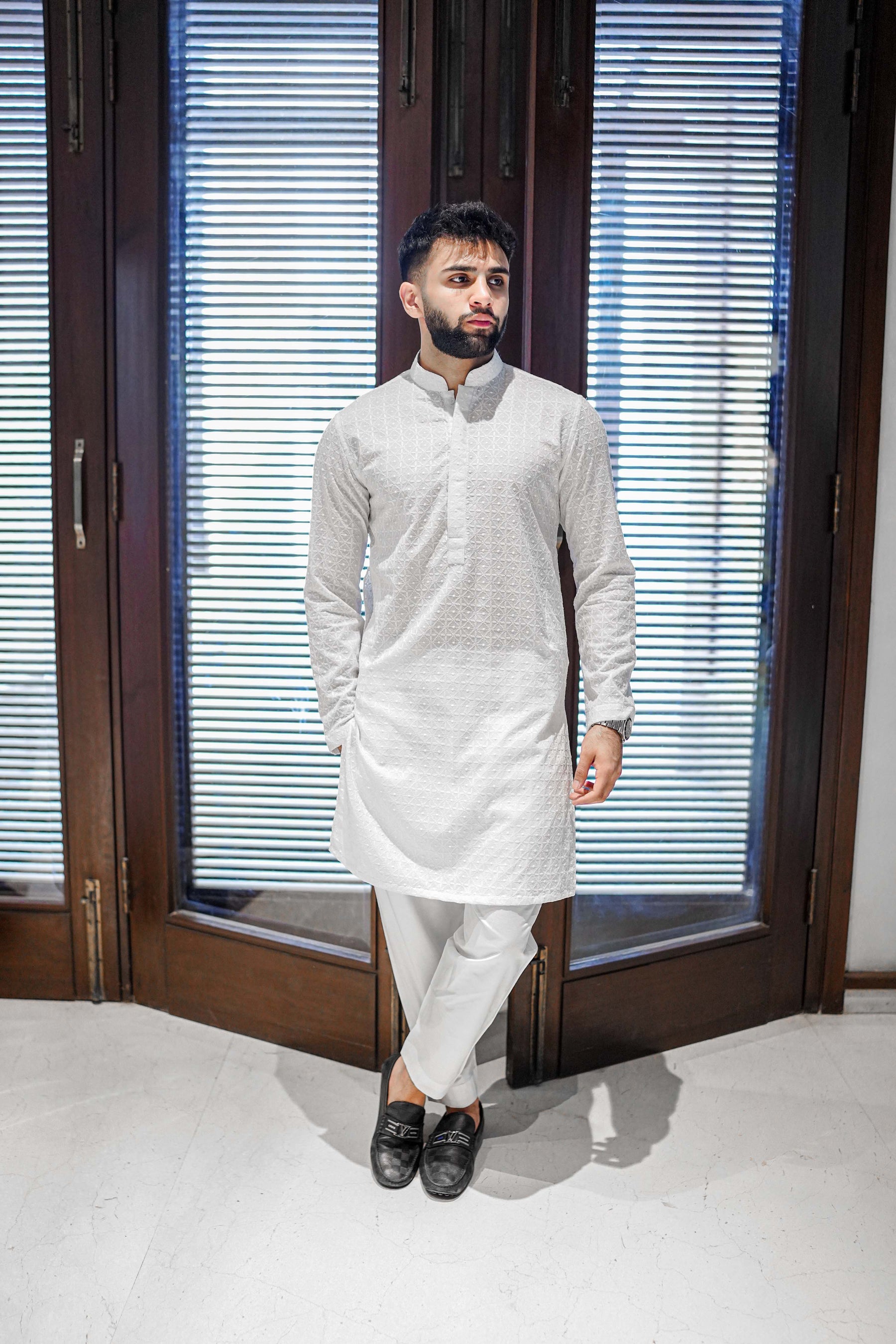 White Chicken Kari - Kurta Pyjama