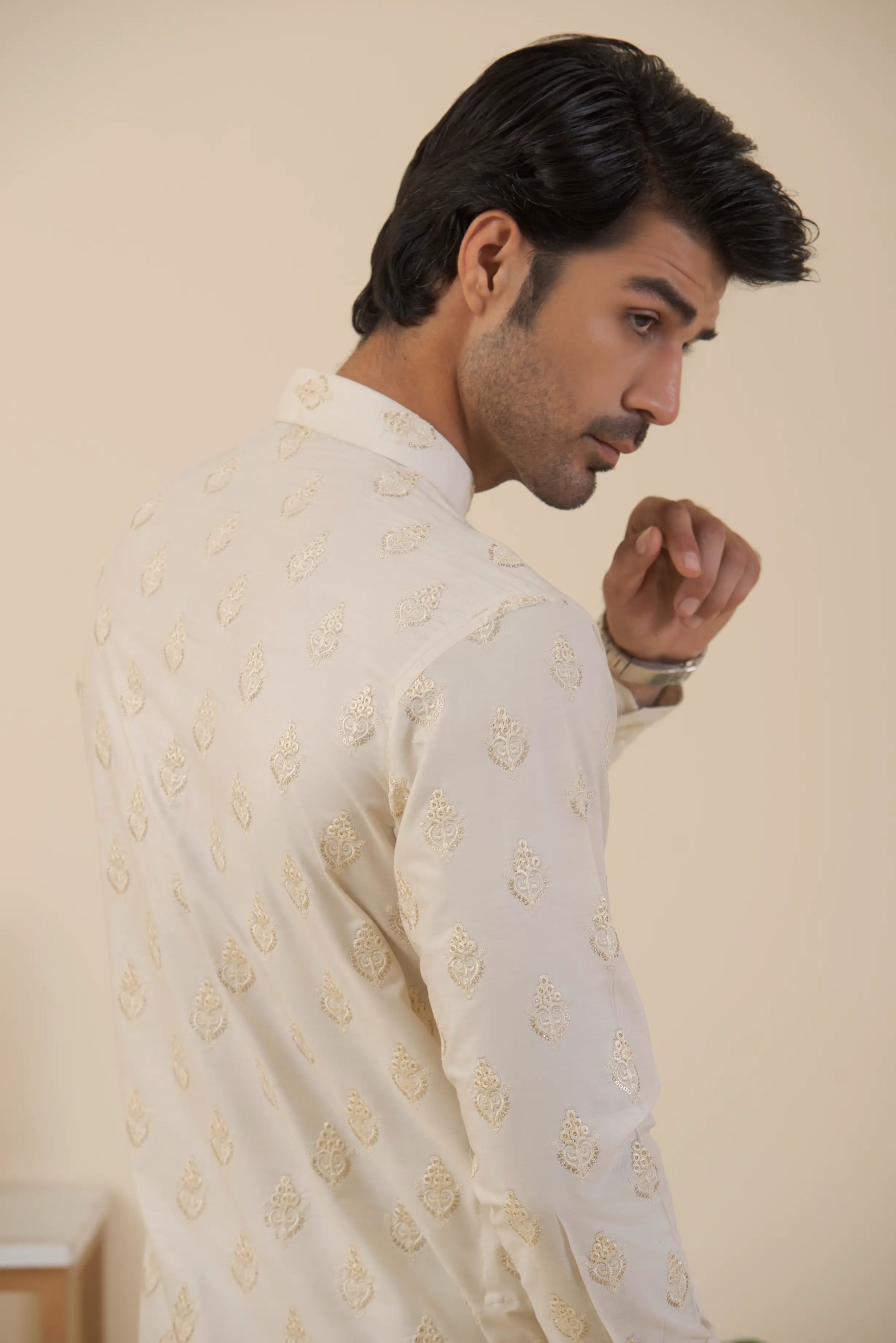 Mofit White-Kurta Pyjama