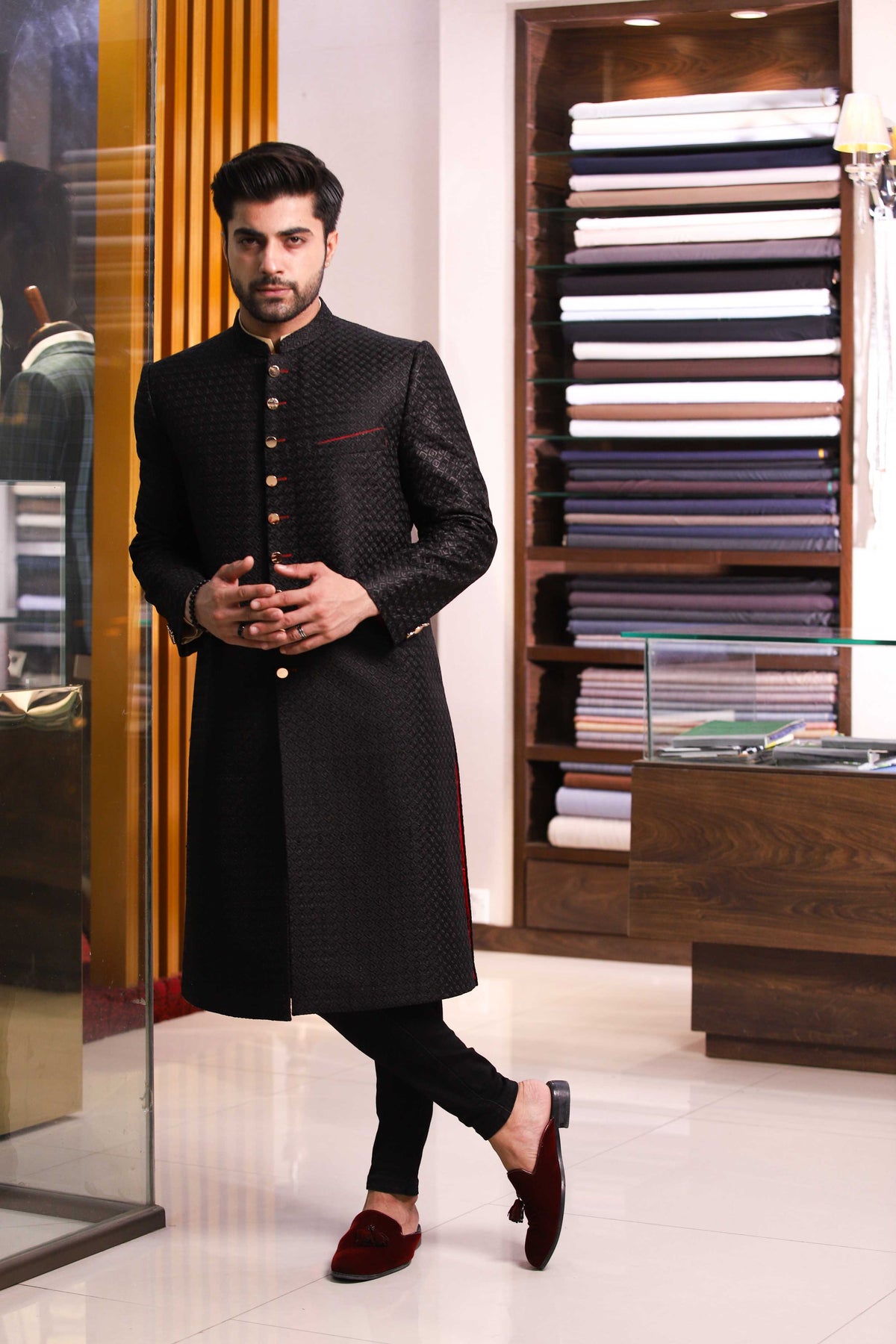 Black Mesuri With Red Kaj And Pipin Sherwani