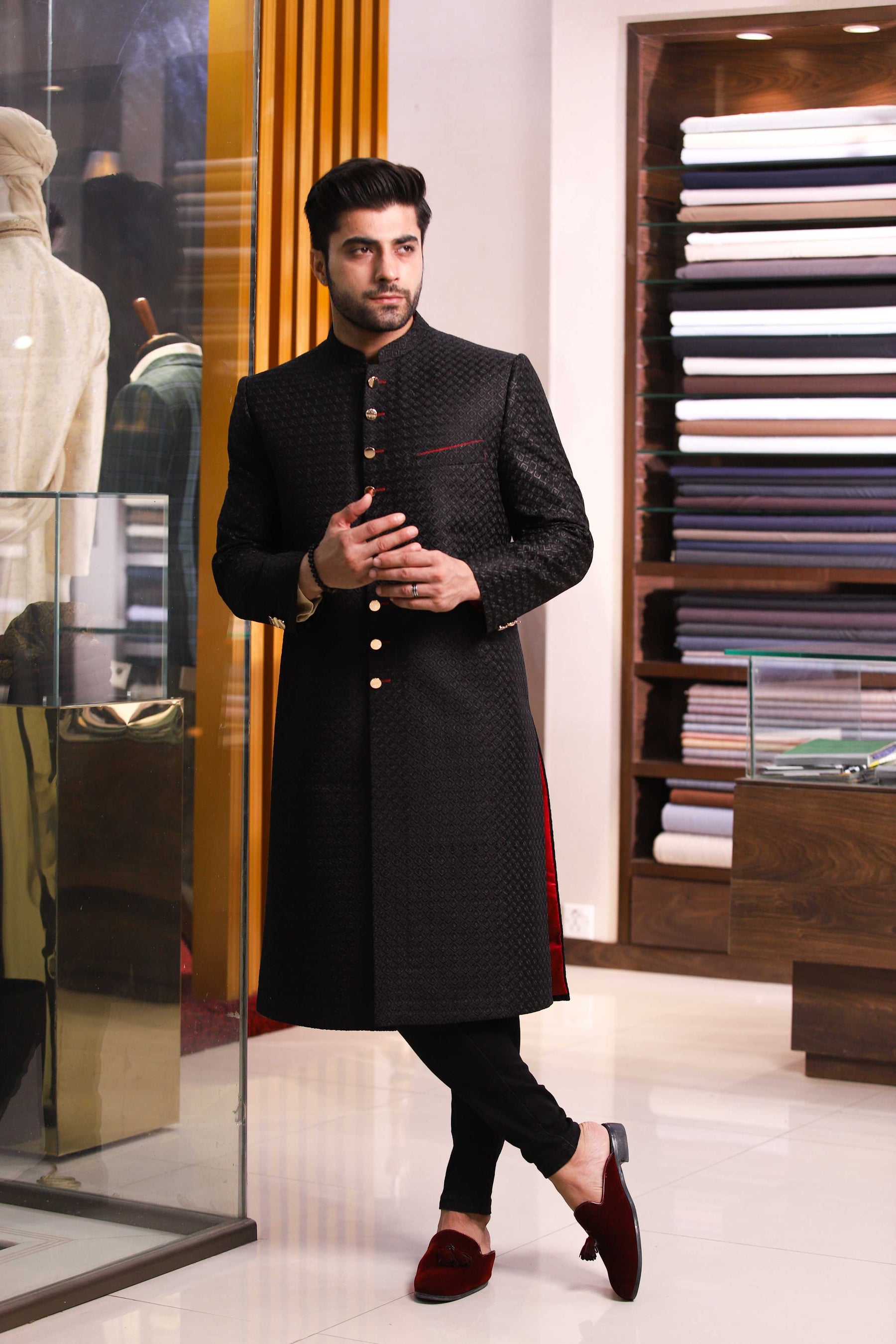 Black Mesuri With Red Kaj And Pipin Sherwani